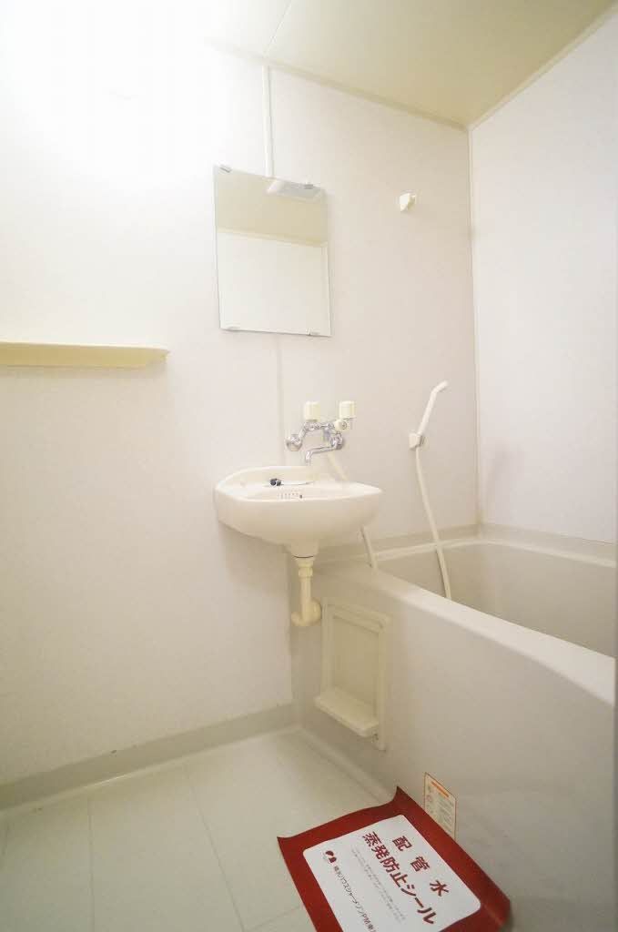 バス・シャワールーム　浴室