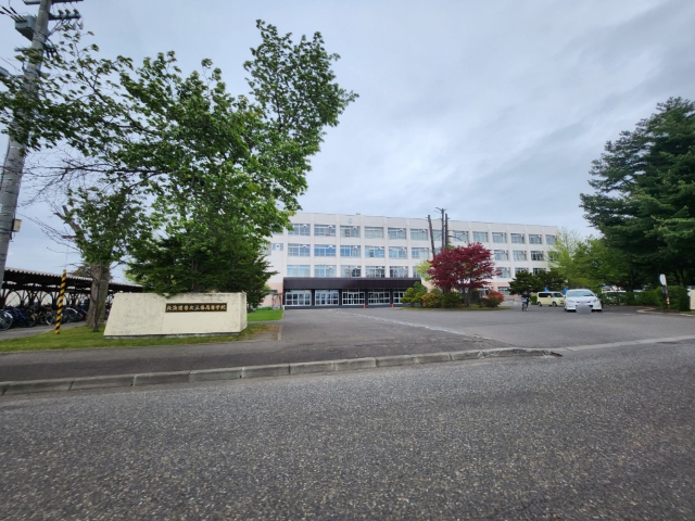 高校・高専　北海道帯広三条高校（高校・高専）まで1108m