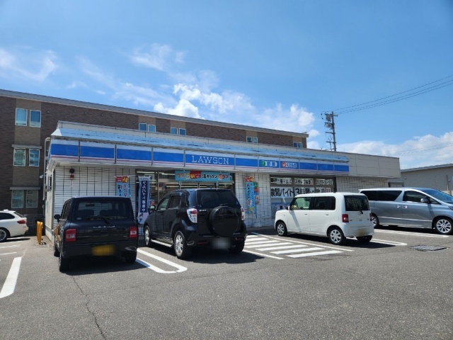 コンビニ　ローソン帯広西２３条南店（コンビニ）まで440m