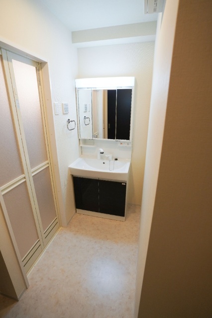 洗面設備　同じ間取りのお部屋
