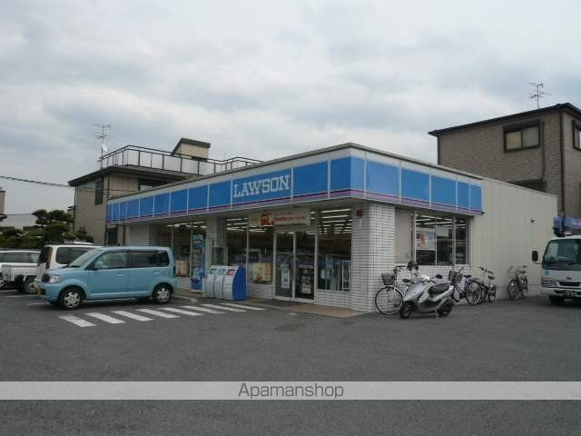 コンビニ　ローソン（コンビニ）まで742m