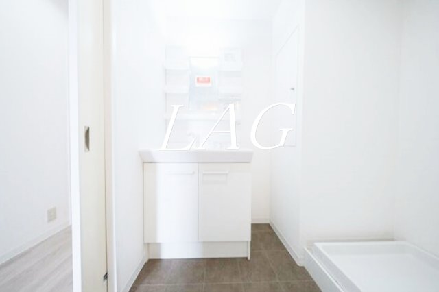 洗面設備　独立洗面台です。