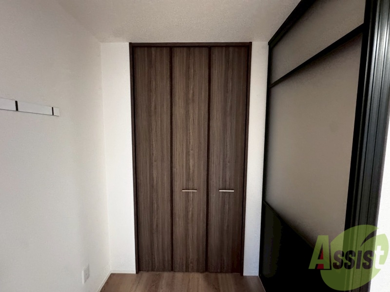 収納　こちらは収納です。とても大きな収納スペースがあります。