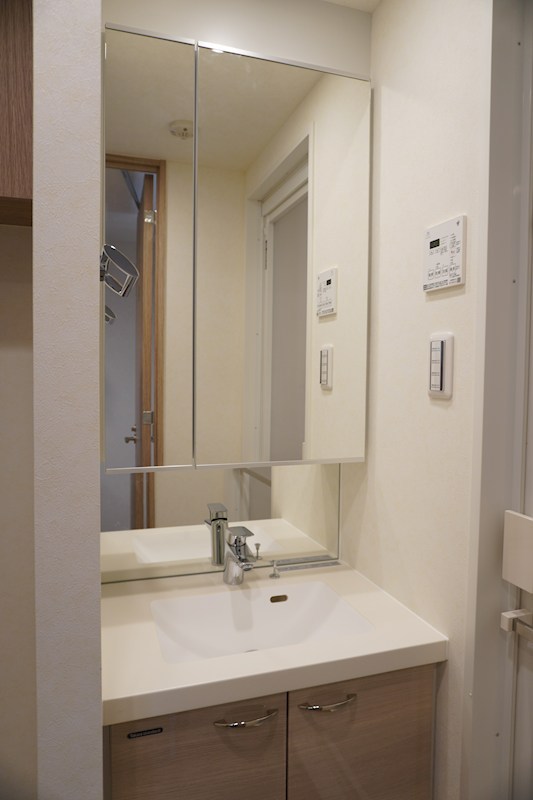 洗面設備　独立洗面台