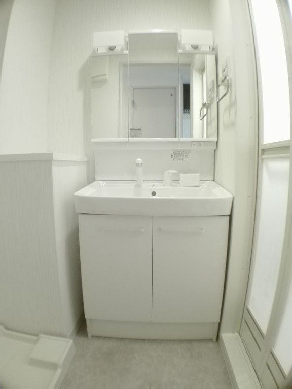 洗面設備　別のお部屋の写真です