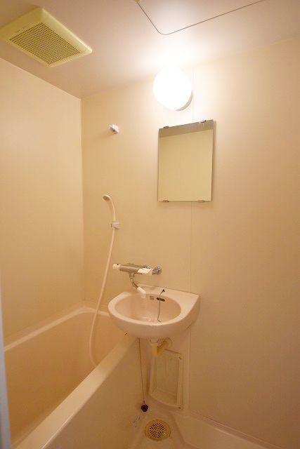 バス・シャワールーム　ソレイユ大元上町