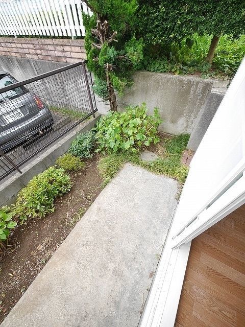 その他　★外に洗濯物を干せます★