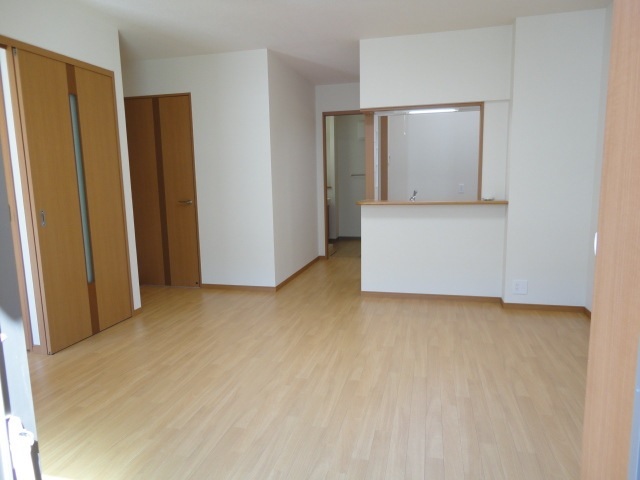 居室・リビング　ＬＤＫは１２．９帖と広々