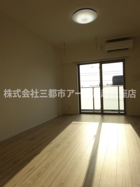 居室・リビング　ログ池上