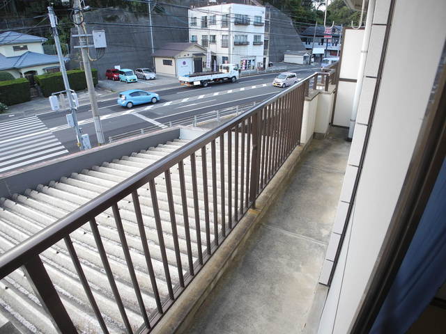 バルコニー　※202号室の写真になります