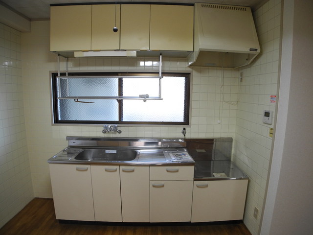 キッチン　※202号室の写真になります