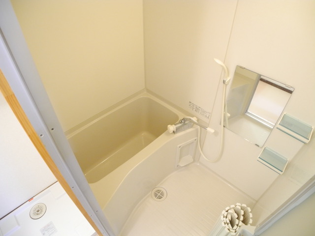 バス・シャワールーム　※202号室の写真になります