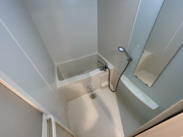 バス・シャワールーム　お風呂で日々の疲れを落としましょう