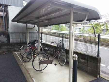 その他共有部分　屋根付き駐輪場です。