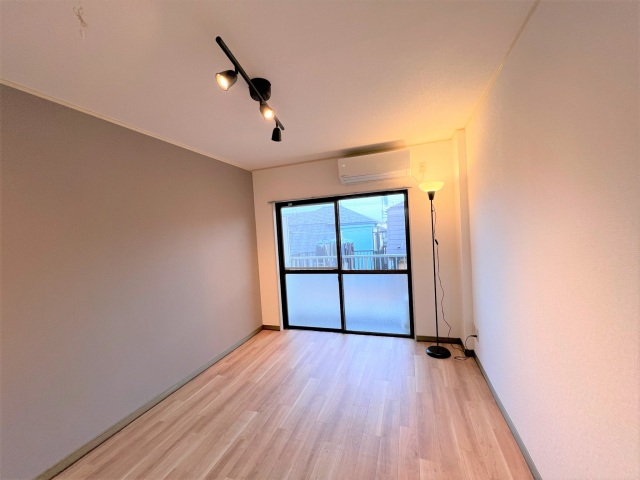 居室・リビング　他室画像