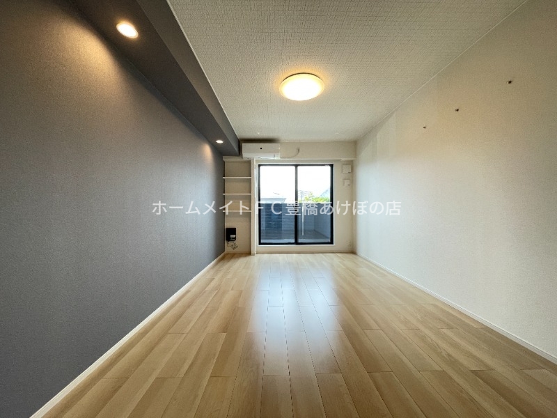 居室・リビング　同型完成モデル