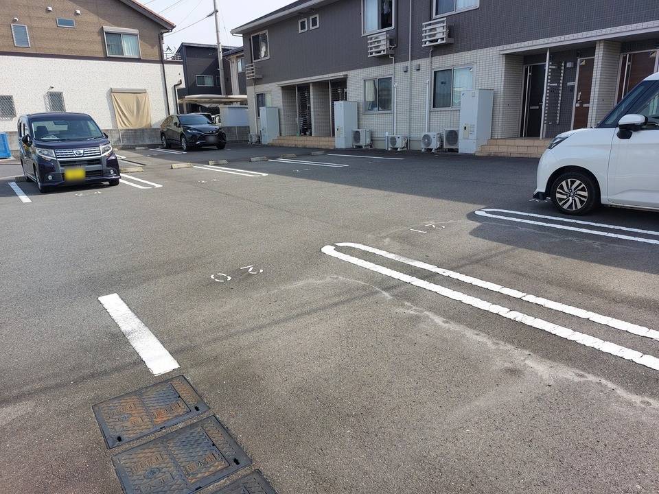 駐車場　駐車場