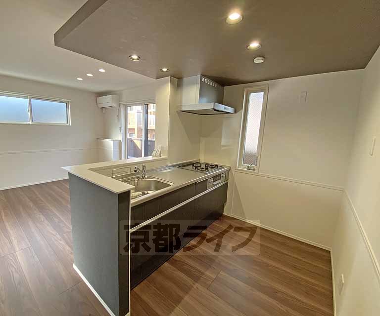 キッチン　解放感のあるカウンターキッチンです。