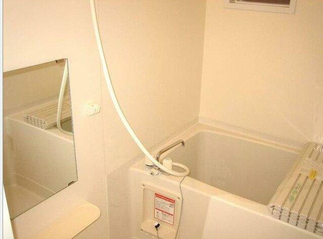 バス・シャワールーム　バス・トイレ別で快適です?