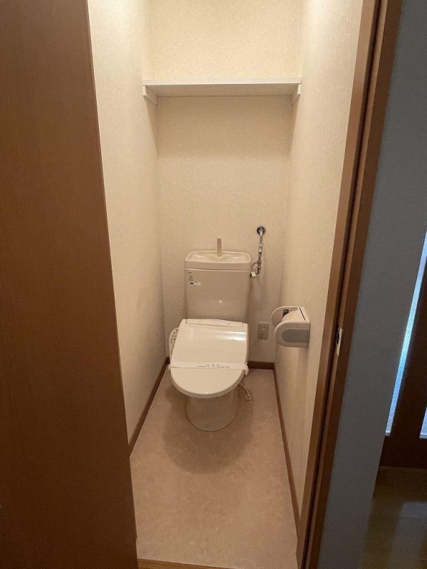 トイレ　トイレ