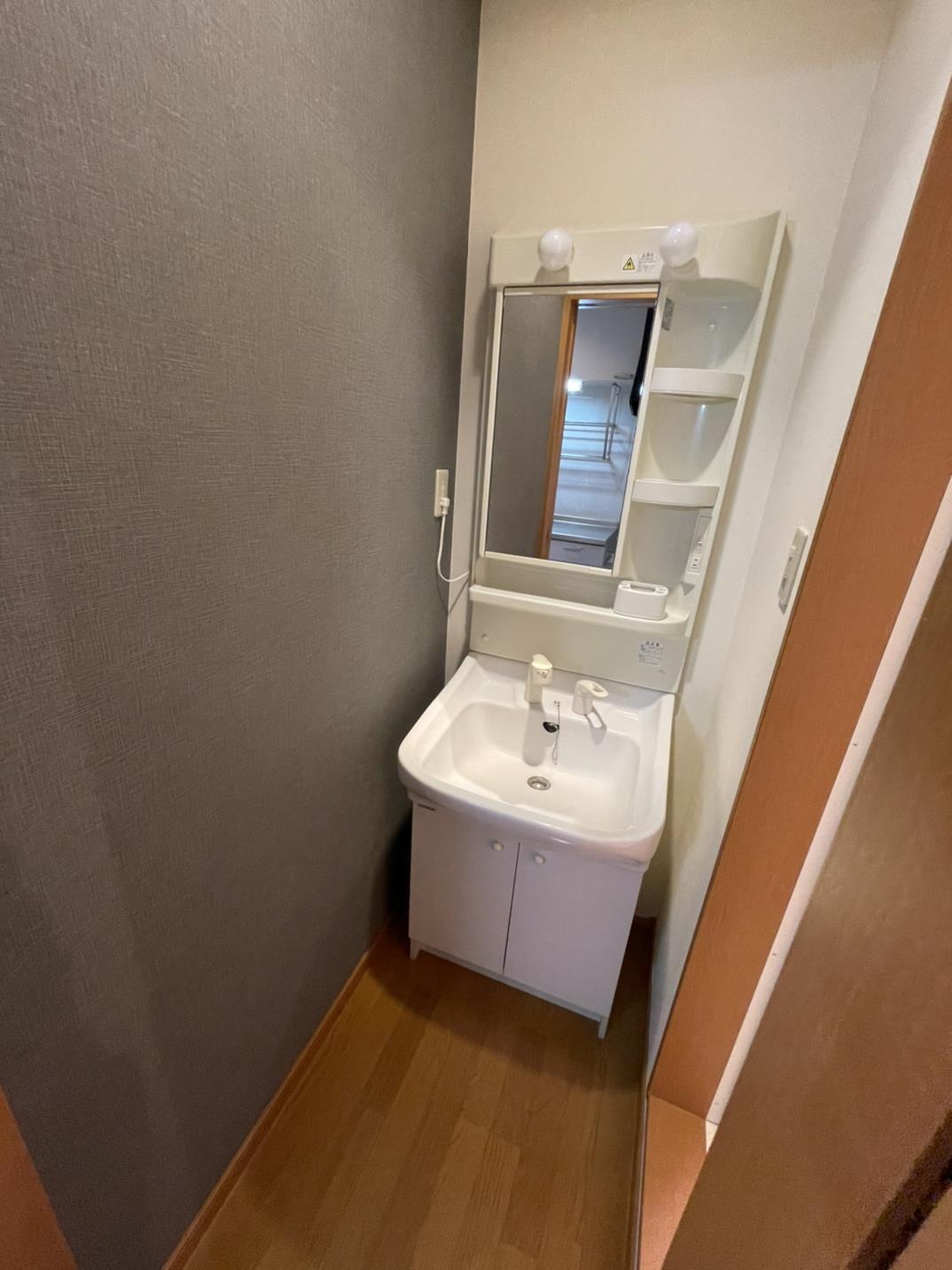 洗面設備　洗面化粧台