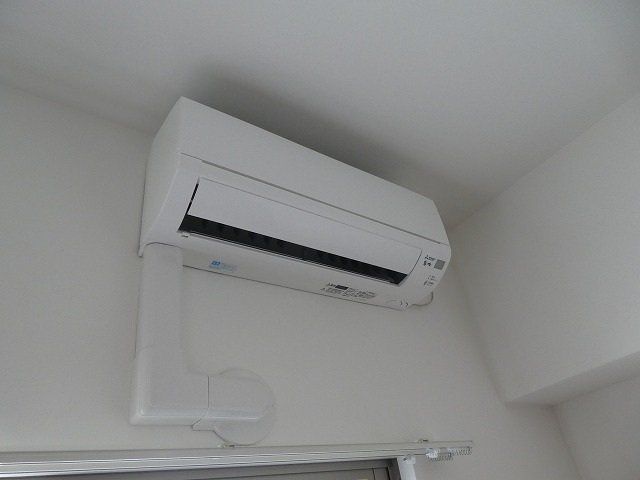 その他設備　エアコン一基付いています。