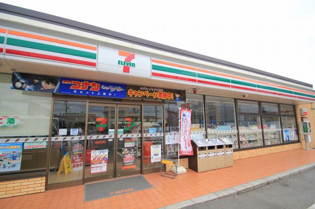 コンビニ　セブンイレブン名古屋覚王山店（コンビニ）まで407m