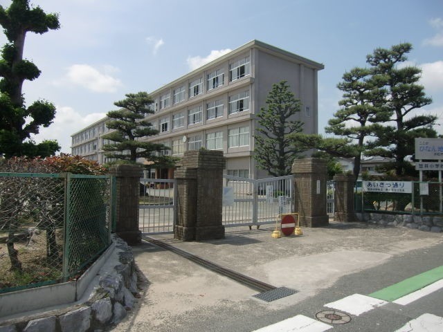 小学校　浜松市立笠井小学校（小学校）まで1496m