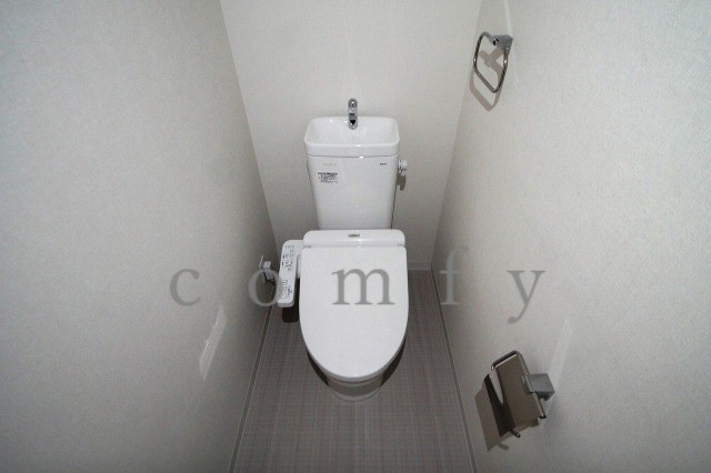 トイレ　ウォシュレット付きトイレ