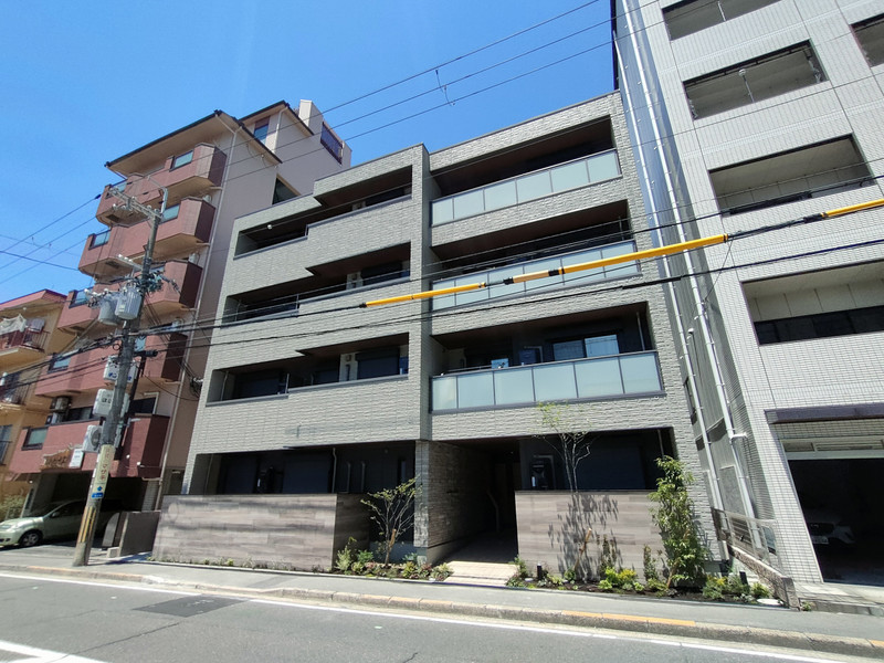 建物外観　NearlyZEH・BELS★★★★★