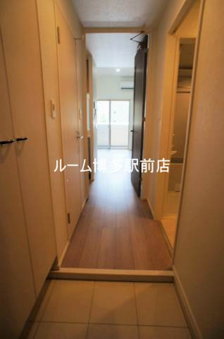 玄関　別号室