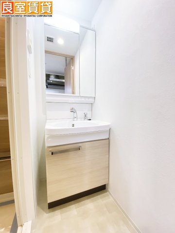 洗面設備　洗髪洗面化粧台