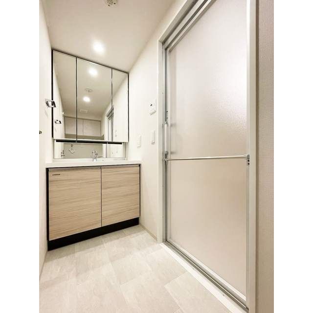 洗面設備　収納