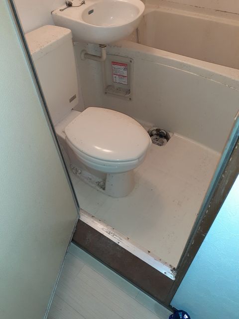 バス・シャワールーム