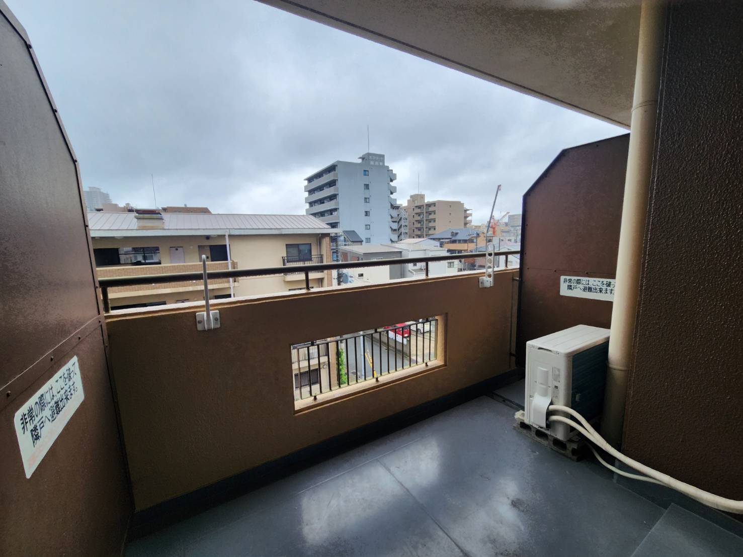バルコニー