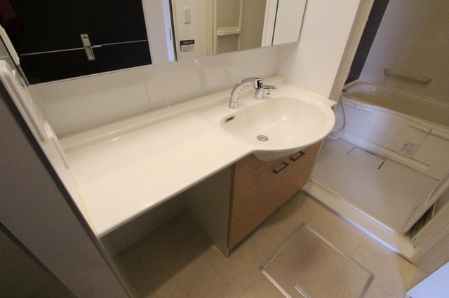 洗面設備　洗髪洗面化粧台