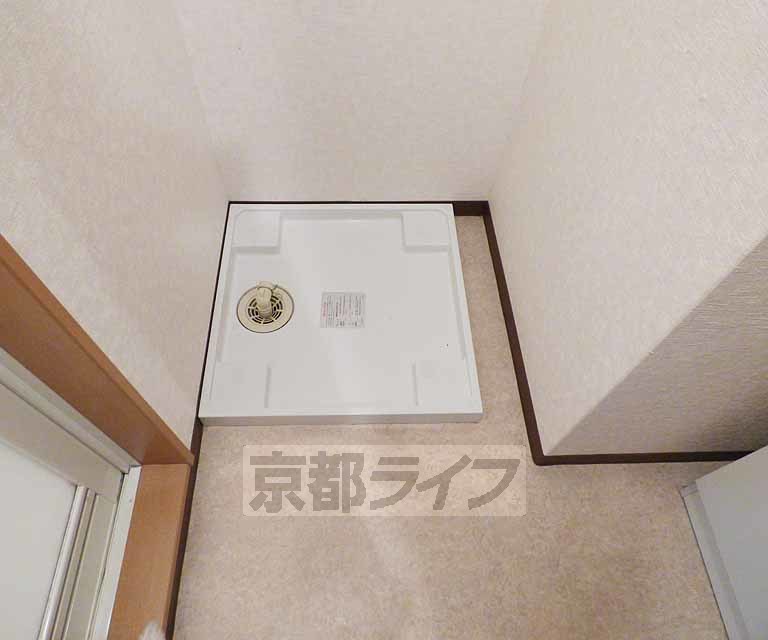 その他部屋・スペース　室内に洗濯機置けます。