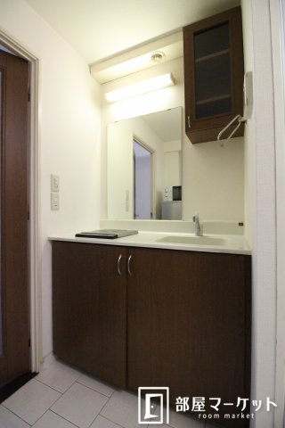 キッチン　同型タイプ（家具はつきません）