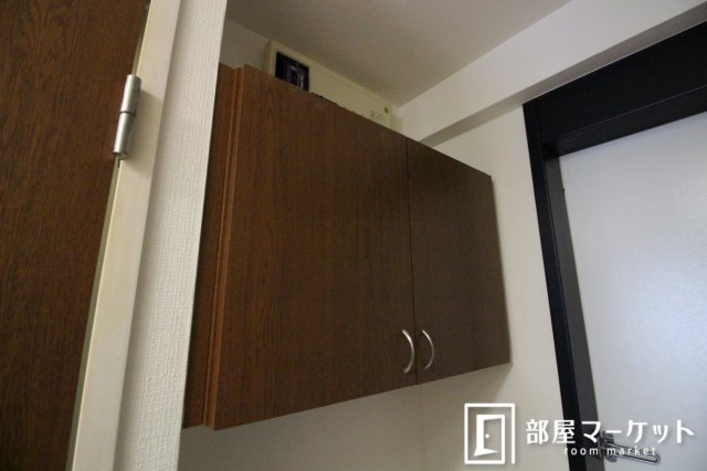 収納　同型タイプ（家具はつきません）