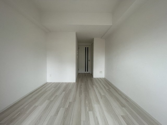 その他部屋・スペース　広くて明るい寝室