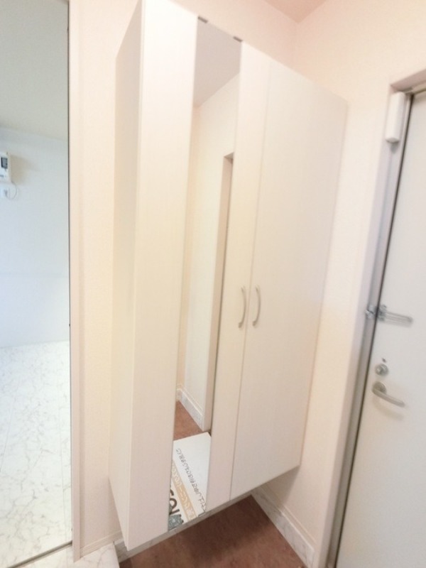 玄関　図面と現状に相違がある場合には現状を優先