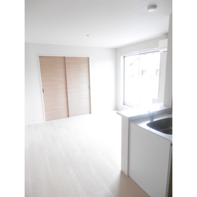 居室・リビング　ゆったり過ごせる居間です