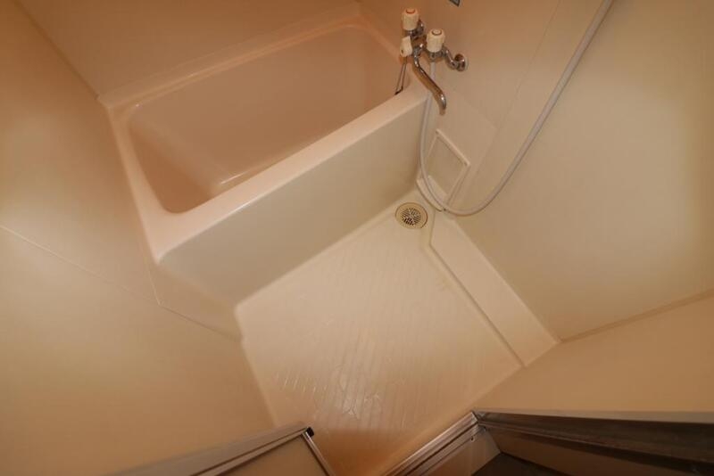 バス・シャワールーム　一日の疲れを癒やしましょう。