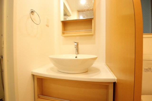 洗面設備　※別号室の参考写真、現況優先※