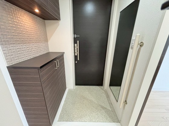 玄関　※別部屋の写真です
