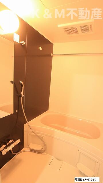 バス・シャワールーム　お風呂で日々の疲れを落としましょう