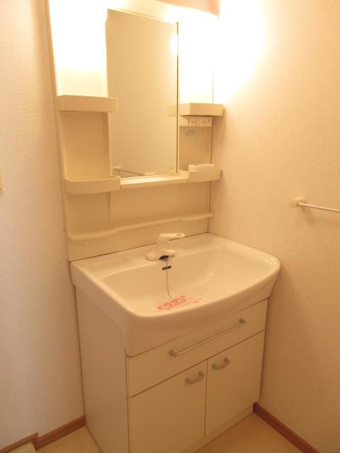 洗面設備　洗面台です。