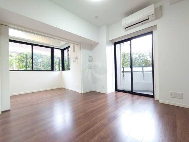 居室・リビング　ラティエラ中野