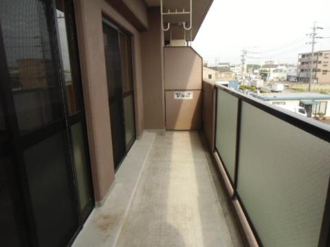 バルコニー　バルコニー（イメージ）