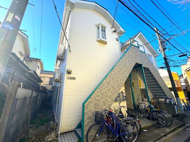 建物外観　外観は落ち着いています